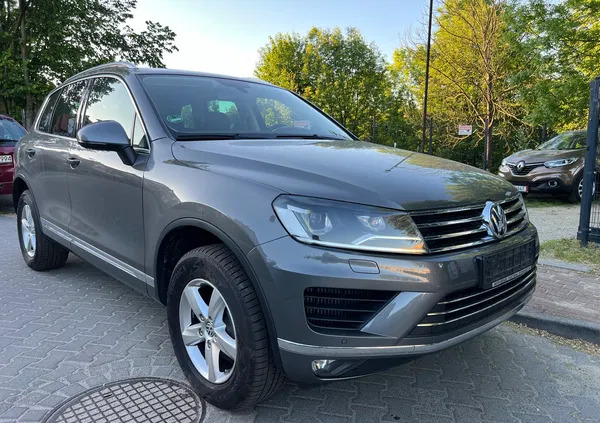 Volkswagen Touareg cena 79900 przebieg: 250000, rok produkcji 2015 z Trzebnica małe 631